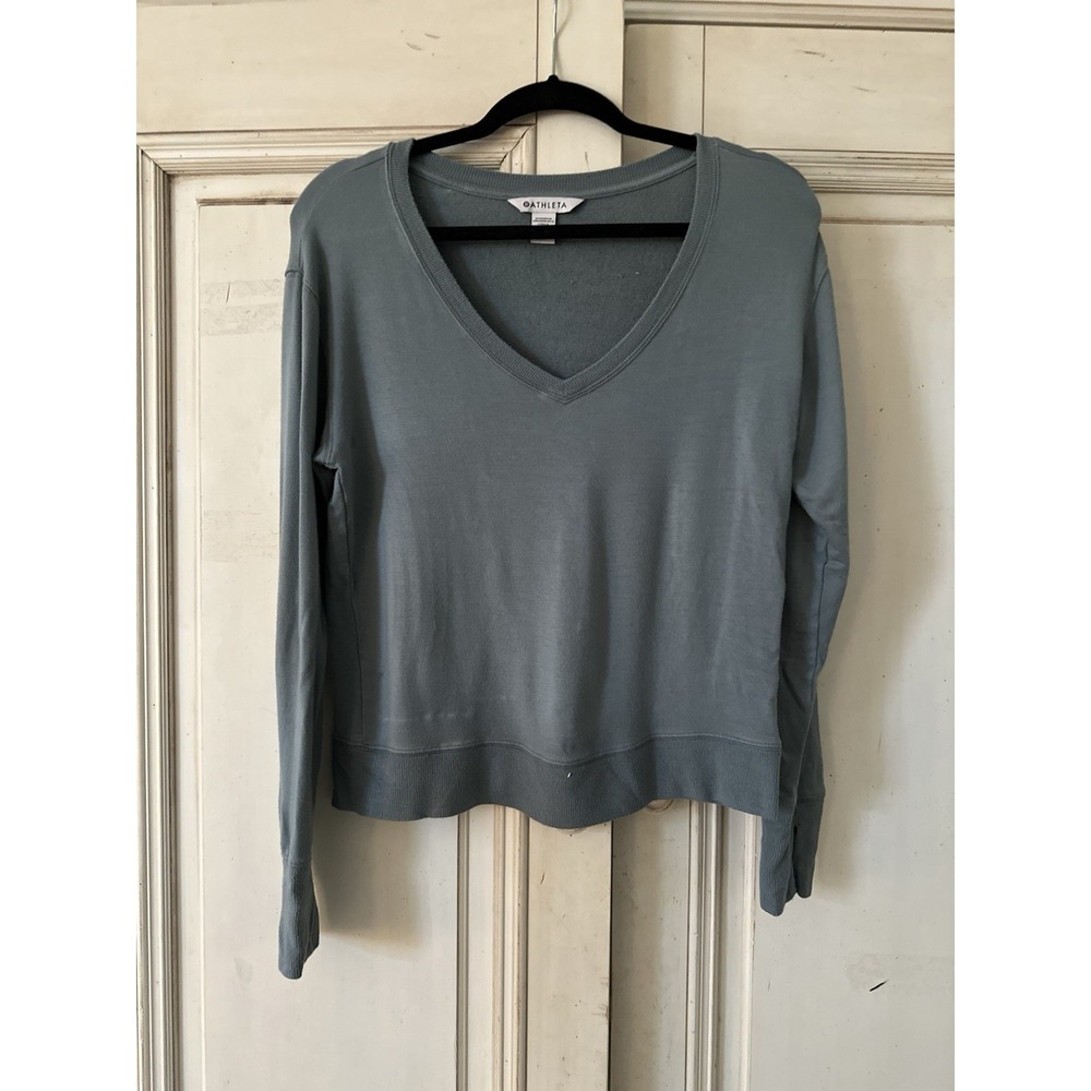 Athleta Sunrise V-Neck Light Weight Sweater L/ Sleeve Lightweight Soft Sage S/P